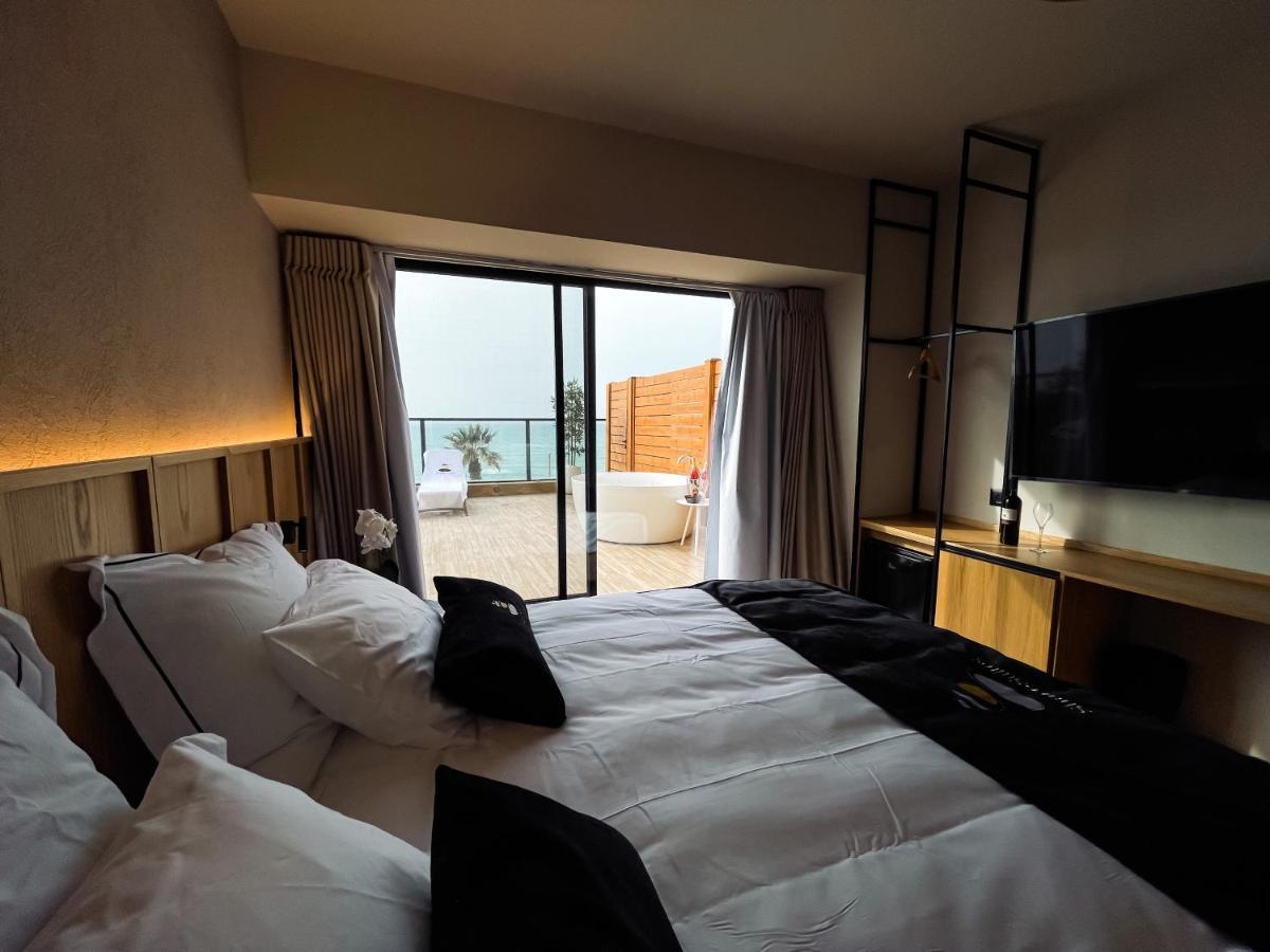 Share Suites Hotel Bat-Yam บัตยัม ภายนอก รูปภาพ
